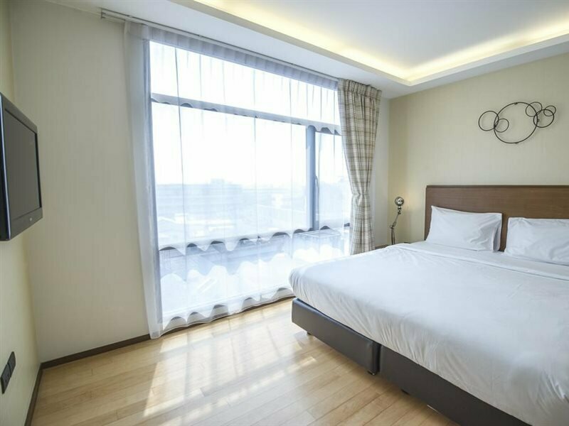 Hotel Marvin Suites, Bangkok, photo