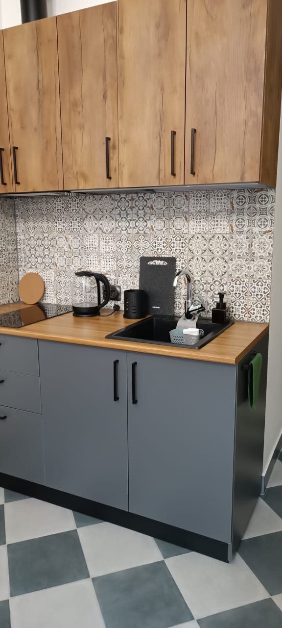 Фото Двенадцать