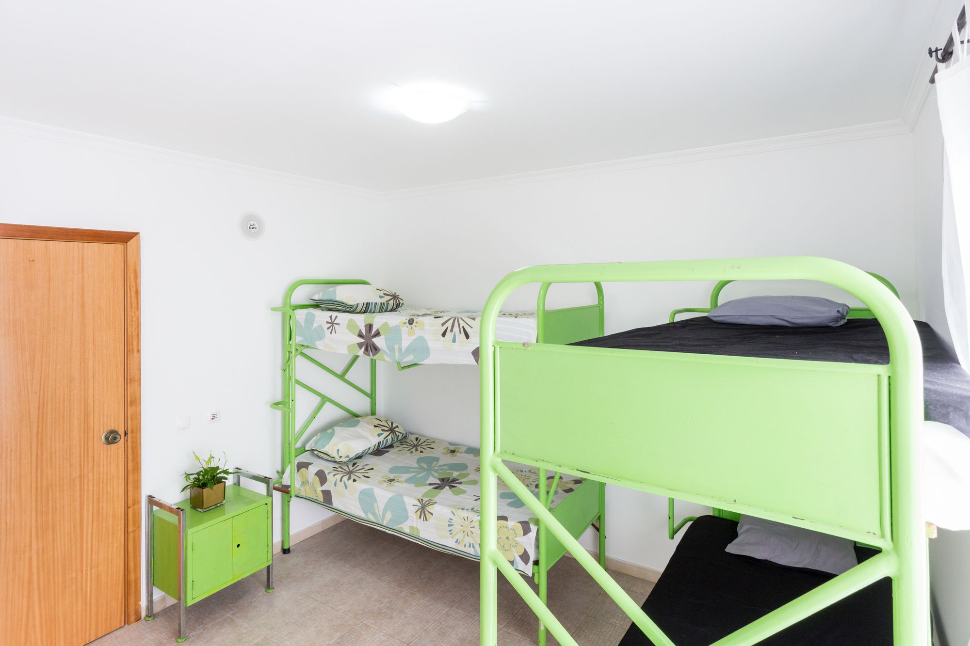 Фото The 17 Hostel