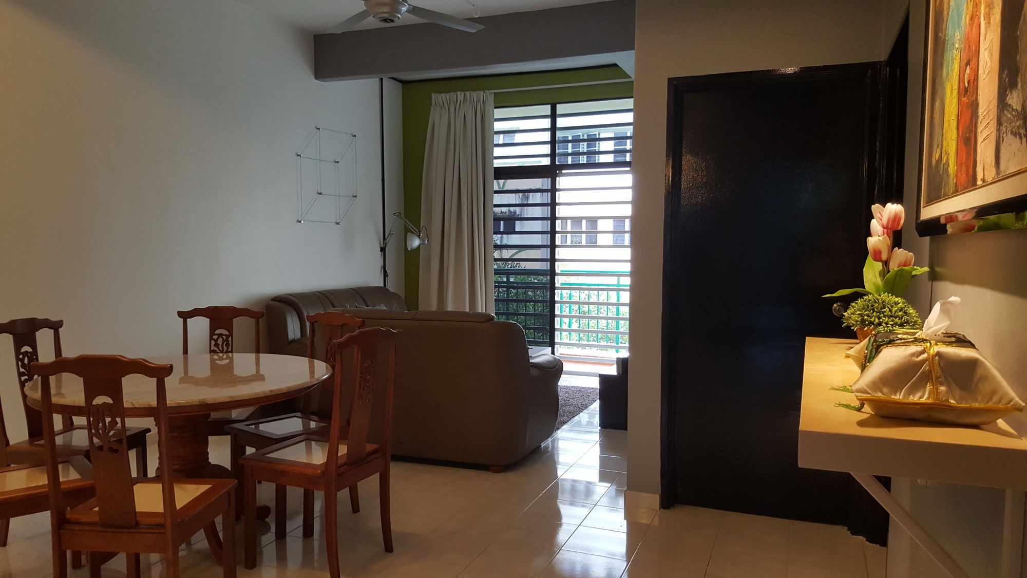 Фото Tulip Hotel