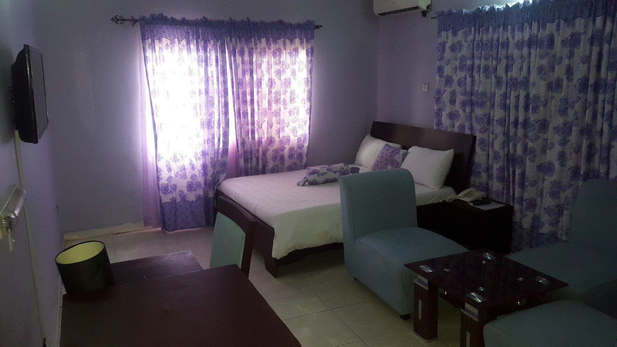 Фото Peerage Retreat and Resort