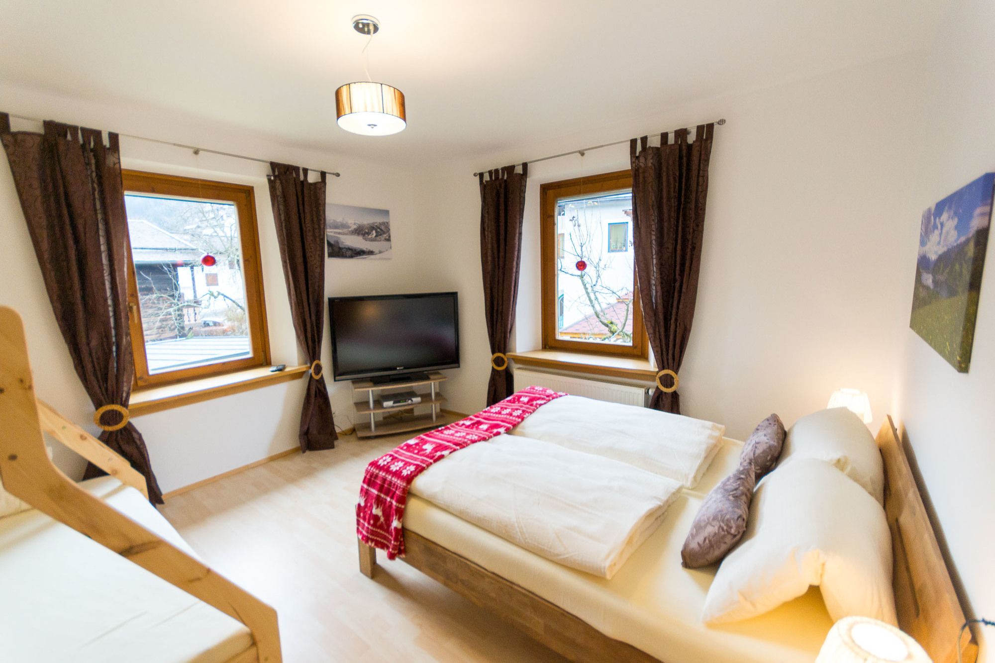 Фото Ski-n-lake City Apartments