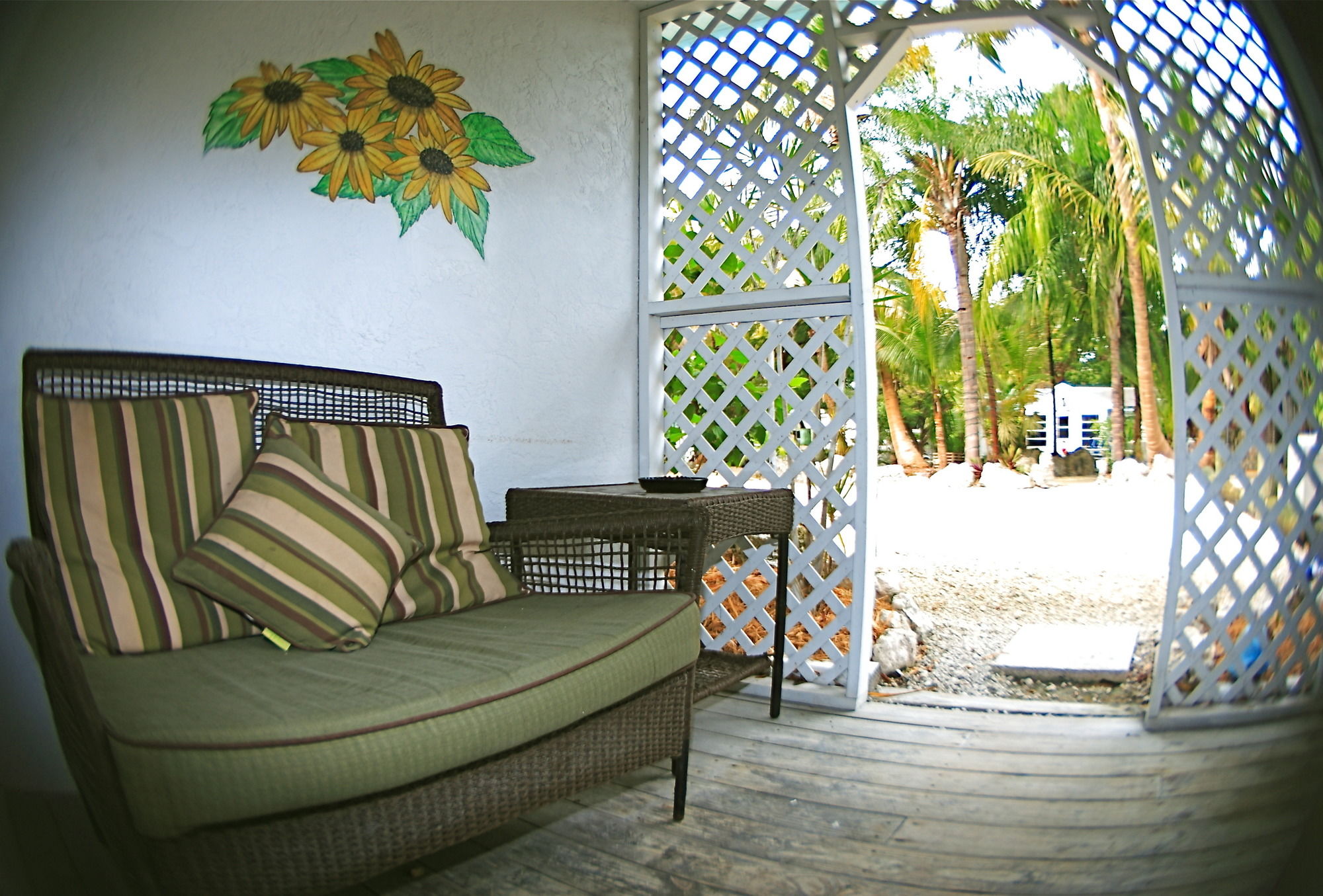 Фото The Pelican Key Largo Cottages