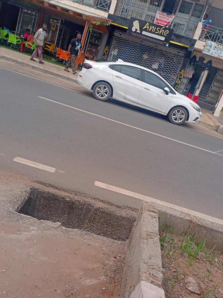 Clothing store Anishe Collection, Accra, photo