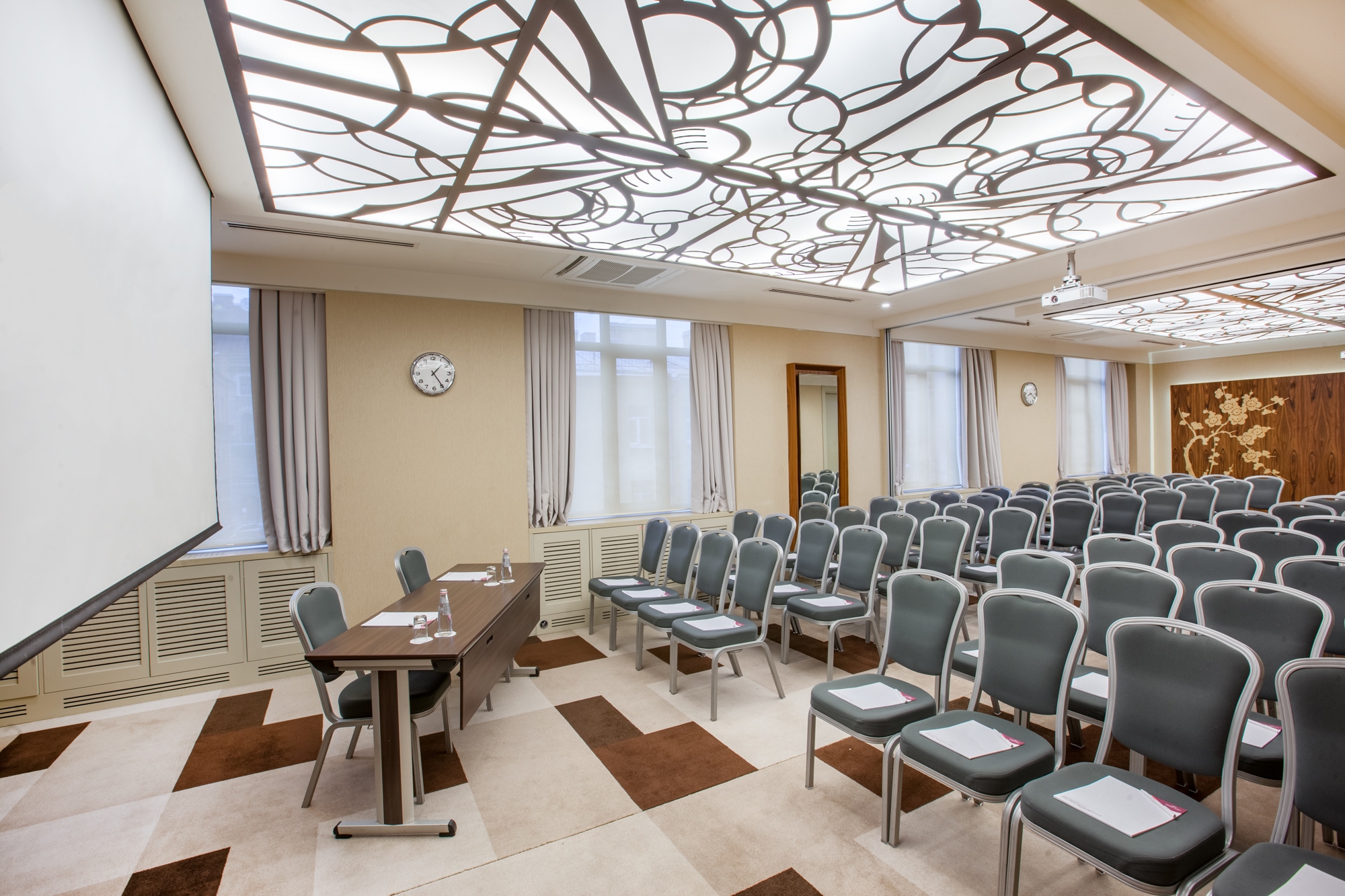 Фото Crown Hotel Санкт-Петербург