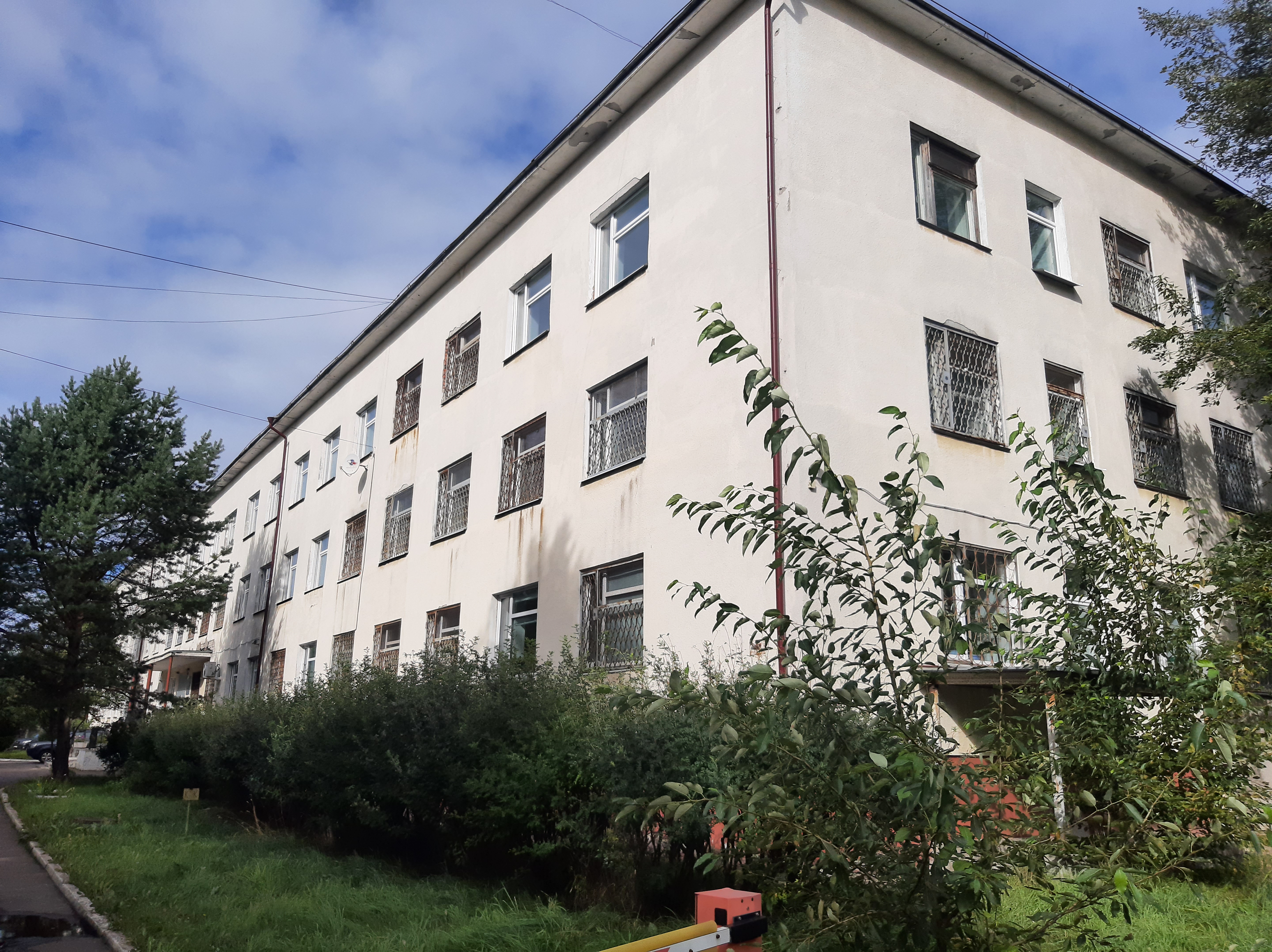 Жалаңаш әйелдердің үйдегі суреттері