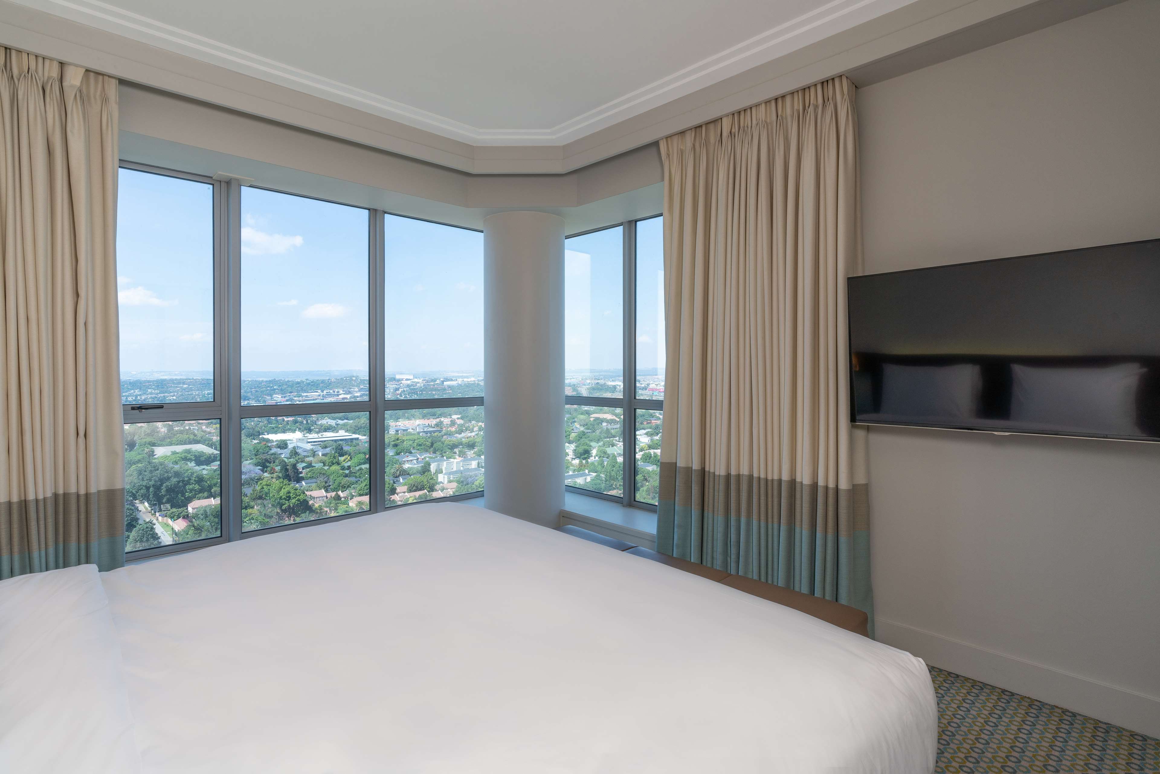 Фото Radisson Blu Hotel, Sandton Johannesburg