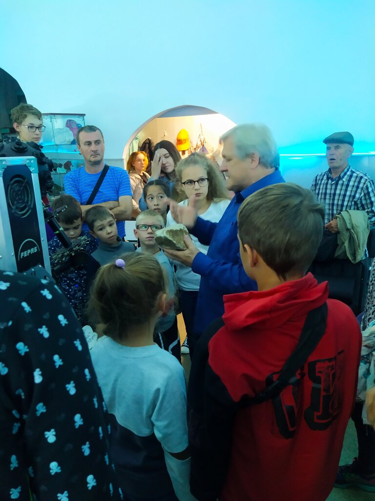 Омский планетарий партизанская ул 4а омск фото Звезды Ближе, планетарий в Омске на Партизанская, 4а отзывы, адрес, телефон, ф