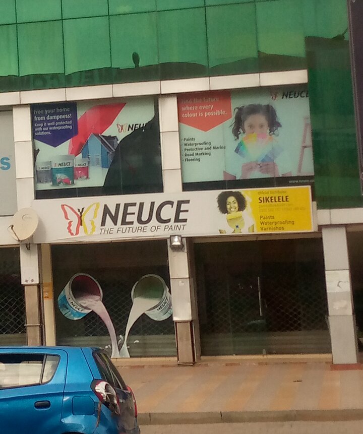 Stationery store Neuce, Accra, photo