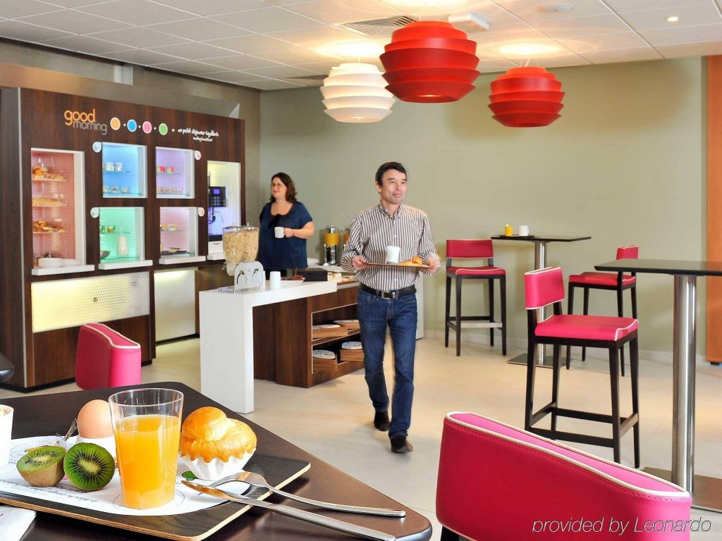 Фото Novotel Suites Paris Issy Les Moulineaux