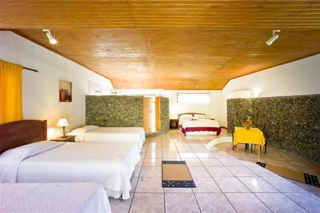 Фото Chez Maria Goretti Hotel