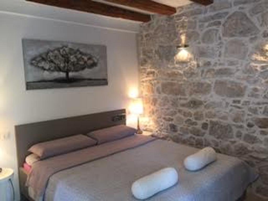 Фото Guest House Laura