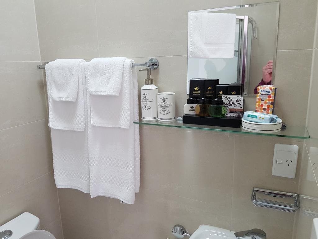 Фото Ponsonby Manor Guest House