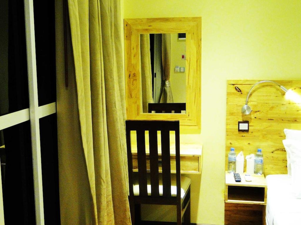 Фото Narnia Maldives Hotel at Maafushi