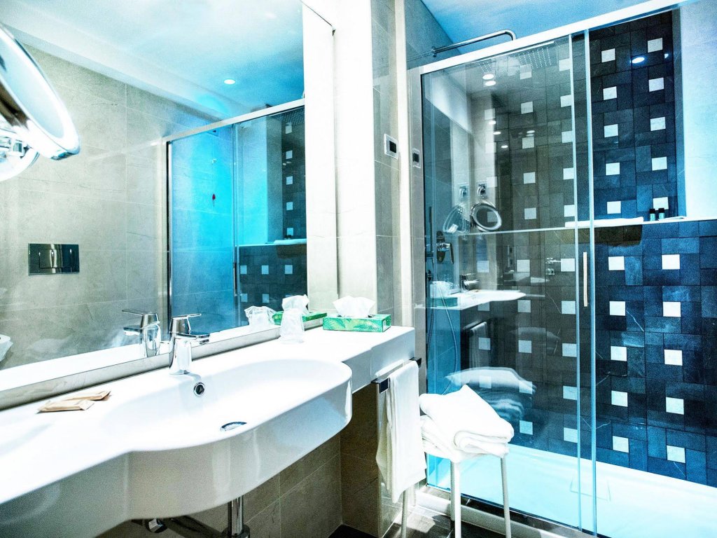 Фото Hotel Continental