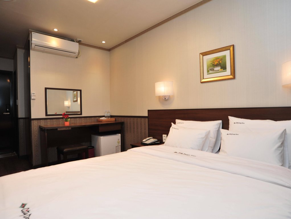 Фото Global Inn Seoul Dongdaemun City Days Inn