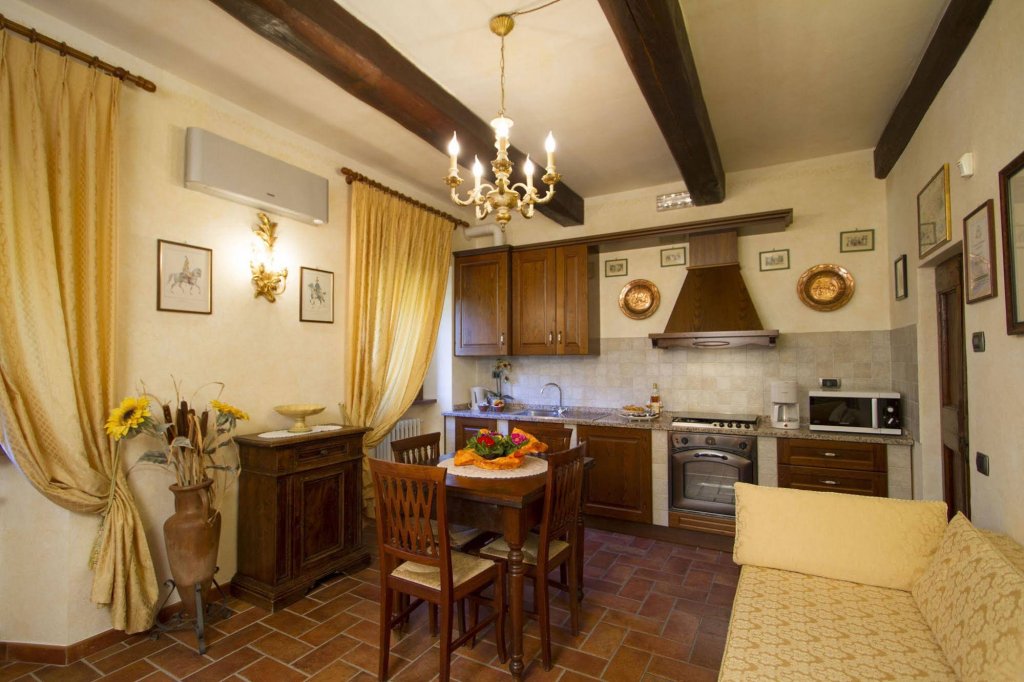 Фото Agriturismo Rocca Di Pierle