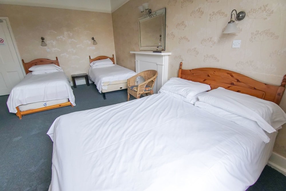 Фото Dillons Hotel - B&b