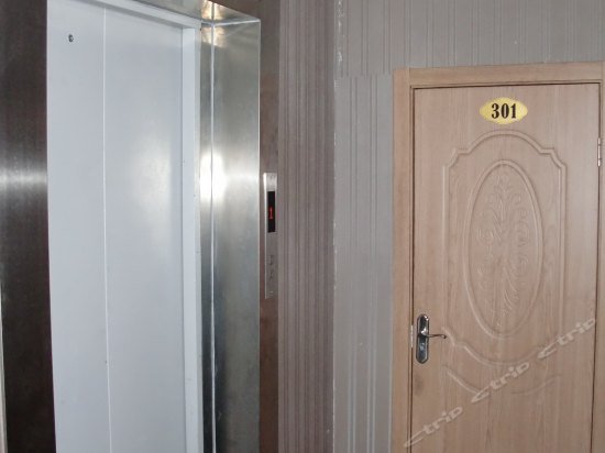 Фото Xinjiang Xinxinyu Express Hotel