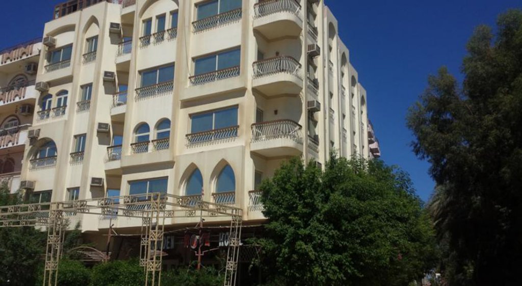 Фото Golden Rose Hotel