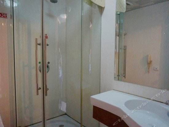 Фото Xinqiao Hotel