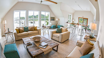 Фото Embarc Ucluelet