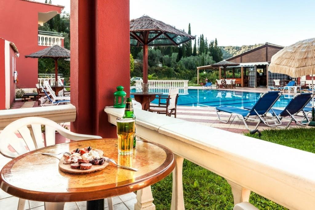 Фото Haroula Apartments