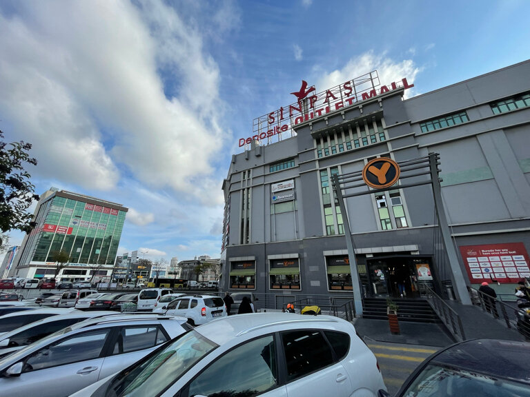 Shopping mall Deposite Outlet Mall, Basaksehir, photo