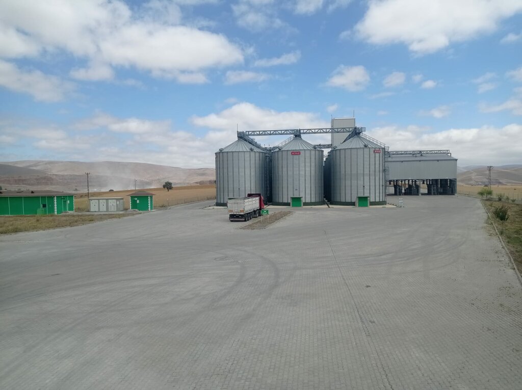 Warehouse services Ruhbas Licensed Warehousing Inc, Talas, photo