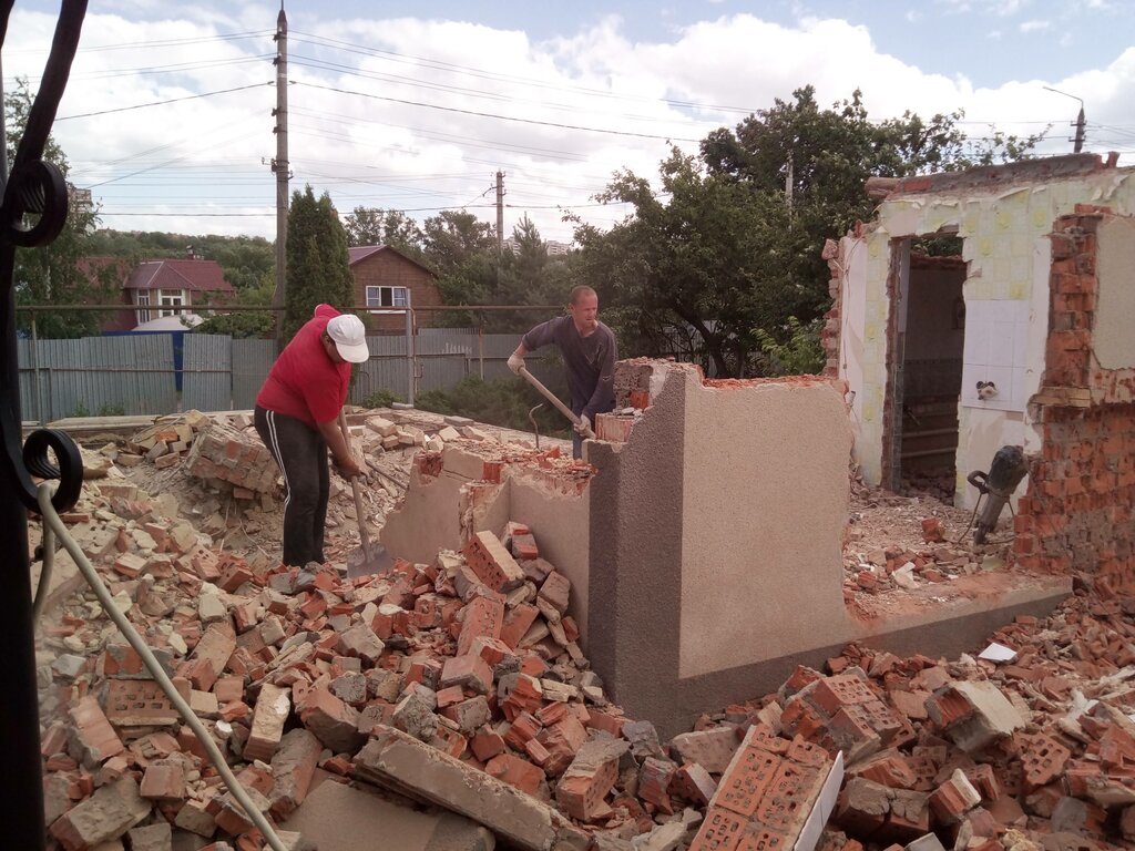 Demolition of buildings Master Ok, Tula, photo