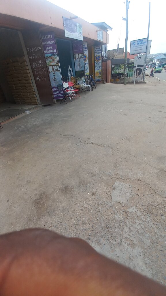 Household goods and chemicals shop Xtrim Service, Accra, photo