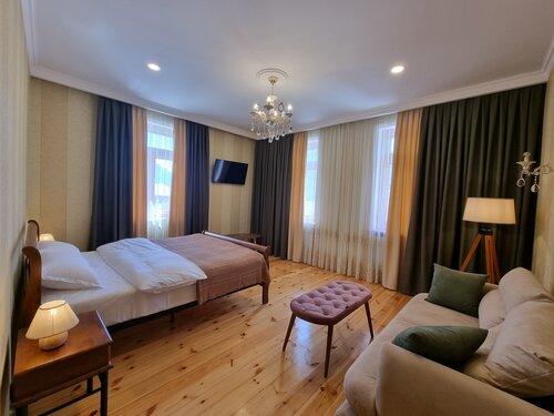 Внешний вид отеля Hotel Graf kazbegi в Степанцминде (Казбеги), фото 2