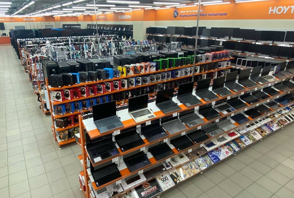 Electronics store DNS, Kazan, photo