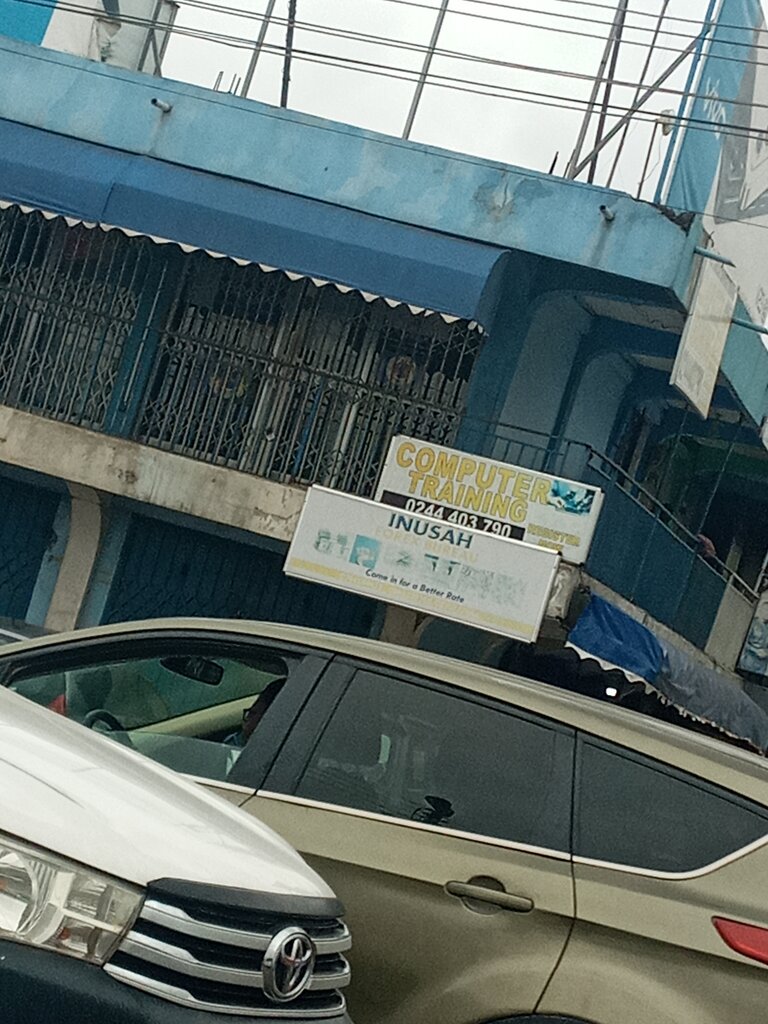 Money transfers Inusah forex bureau, Accra, photo