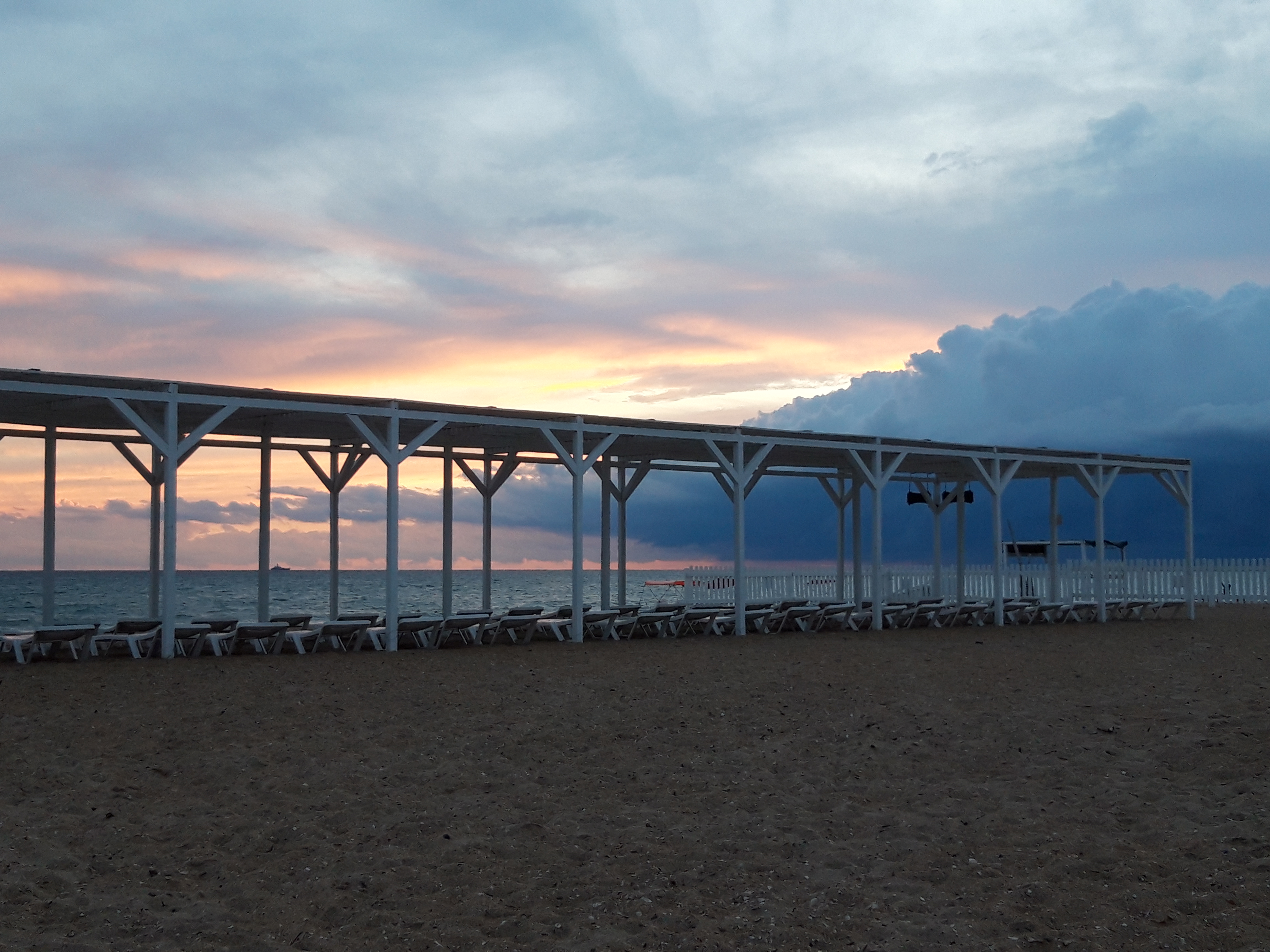 Фото Белый берег