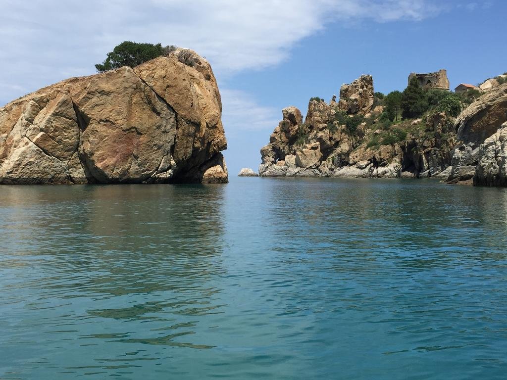 Фото Ypsigro House