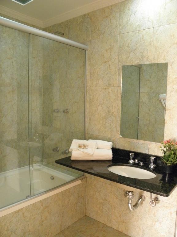 Фото El Shadai Park Hotel