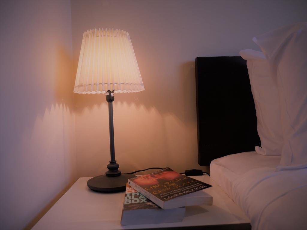 Фото Anchor on Collins Classic