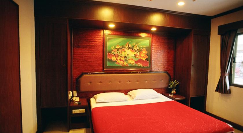 Фото Karon Cafe Inn