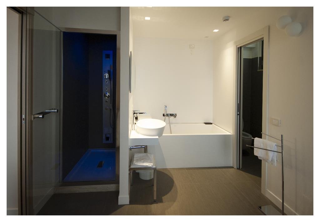 Фото Hotel Arlecchino