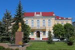 Novooskolskaya klubnaya sistema (Tsentralnaya ploshchad, 6), house of culture