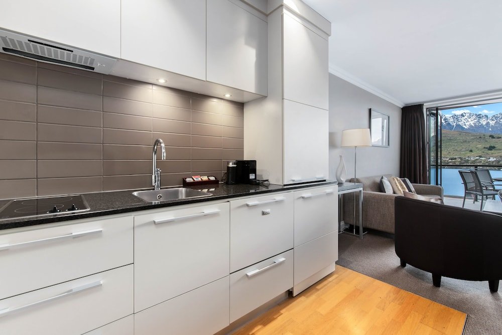 Фото Lake Views at The Shores - Private Apartment