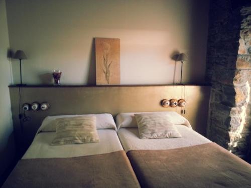 Фото Hostal de Montaña La Aldeya