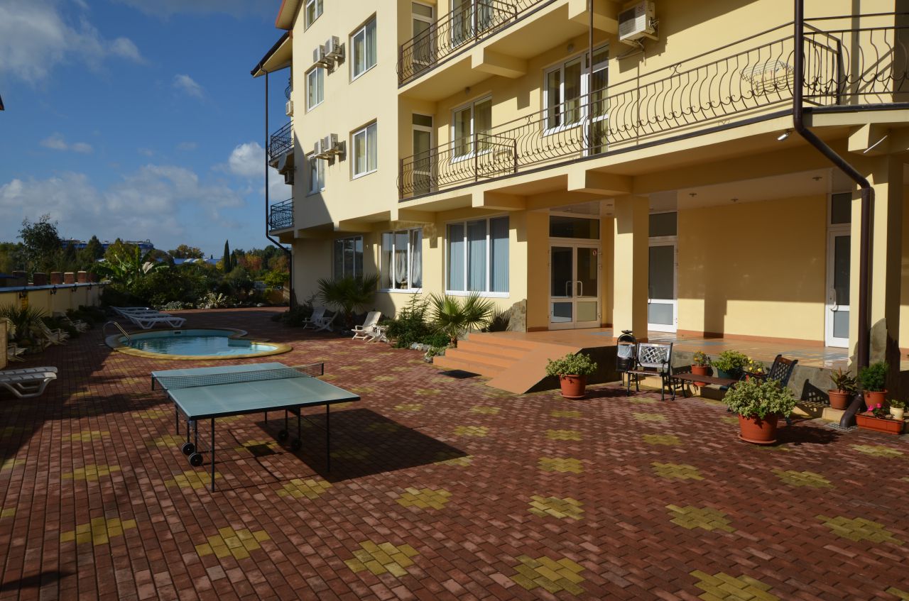 Фото отеля 3