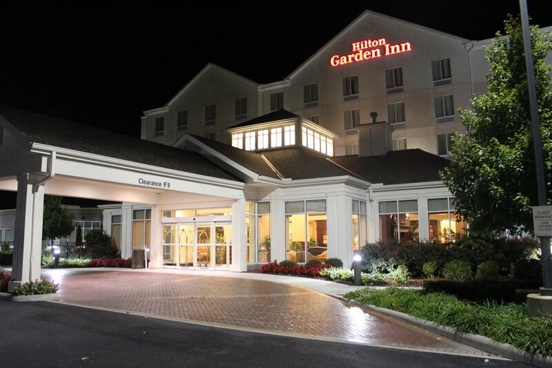 Гостиница Hilton Garden Inn Cincinnati Blue Ash