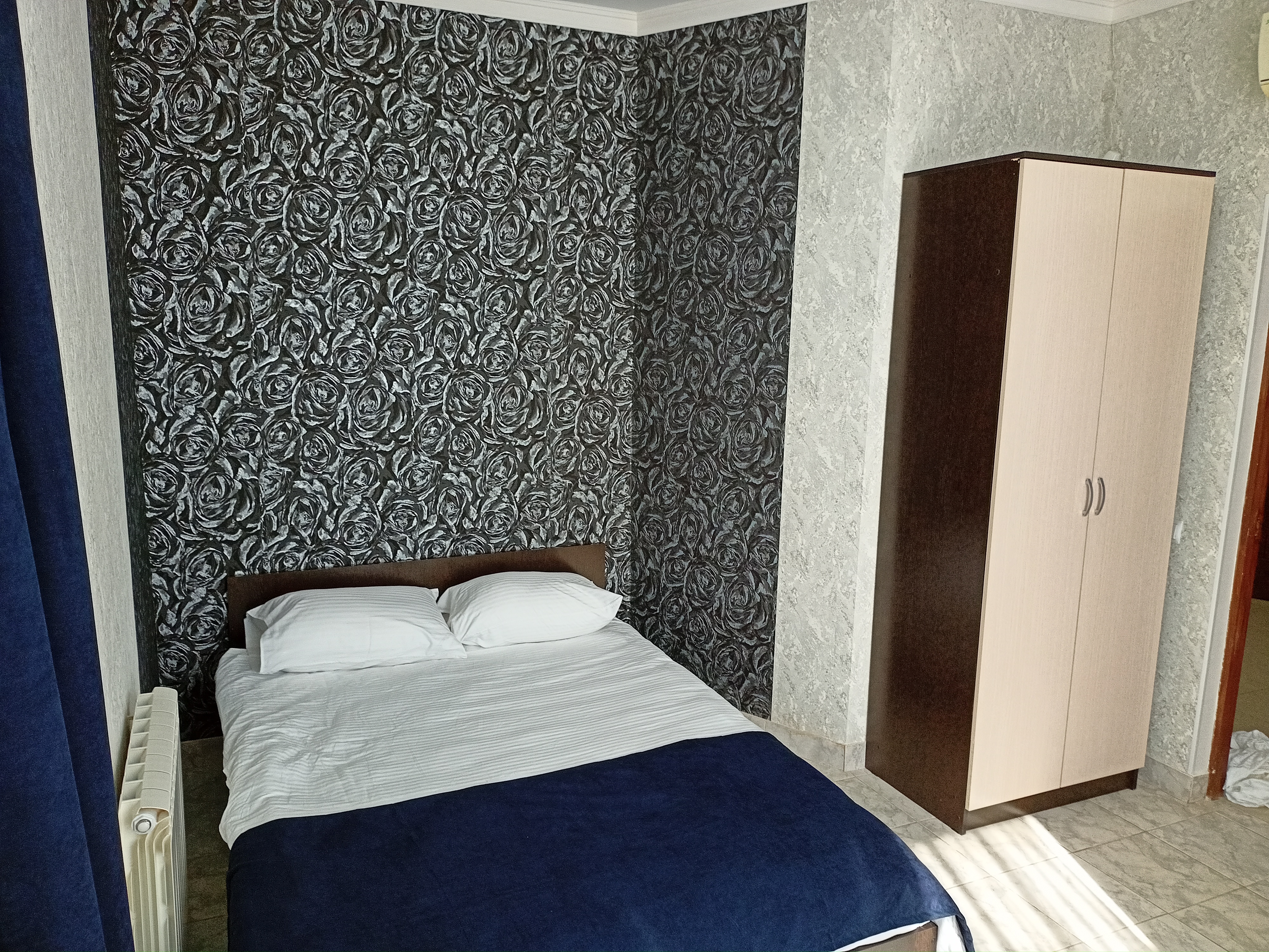 Фото Hotel Sunny Days