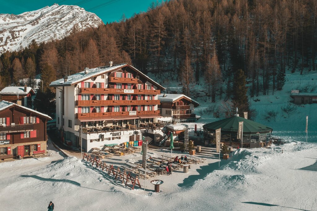 Hotel The Larix, Valais, photo