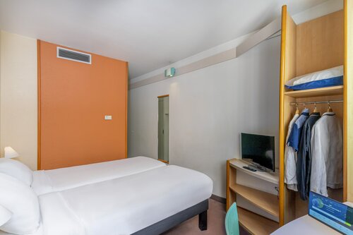 Гостиница B&B Hotel Marseille Prado Parc des expositions в Марселе