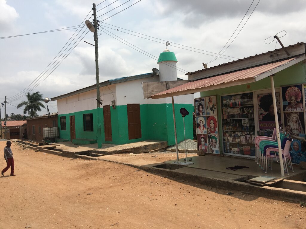Beauty salon Queen nash transformation, Accra, photo