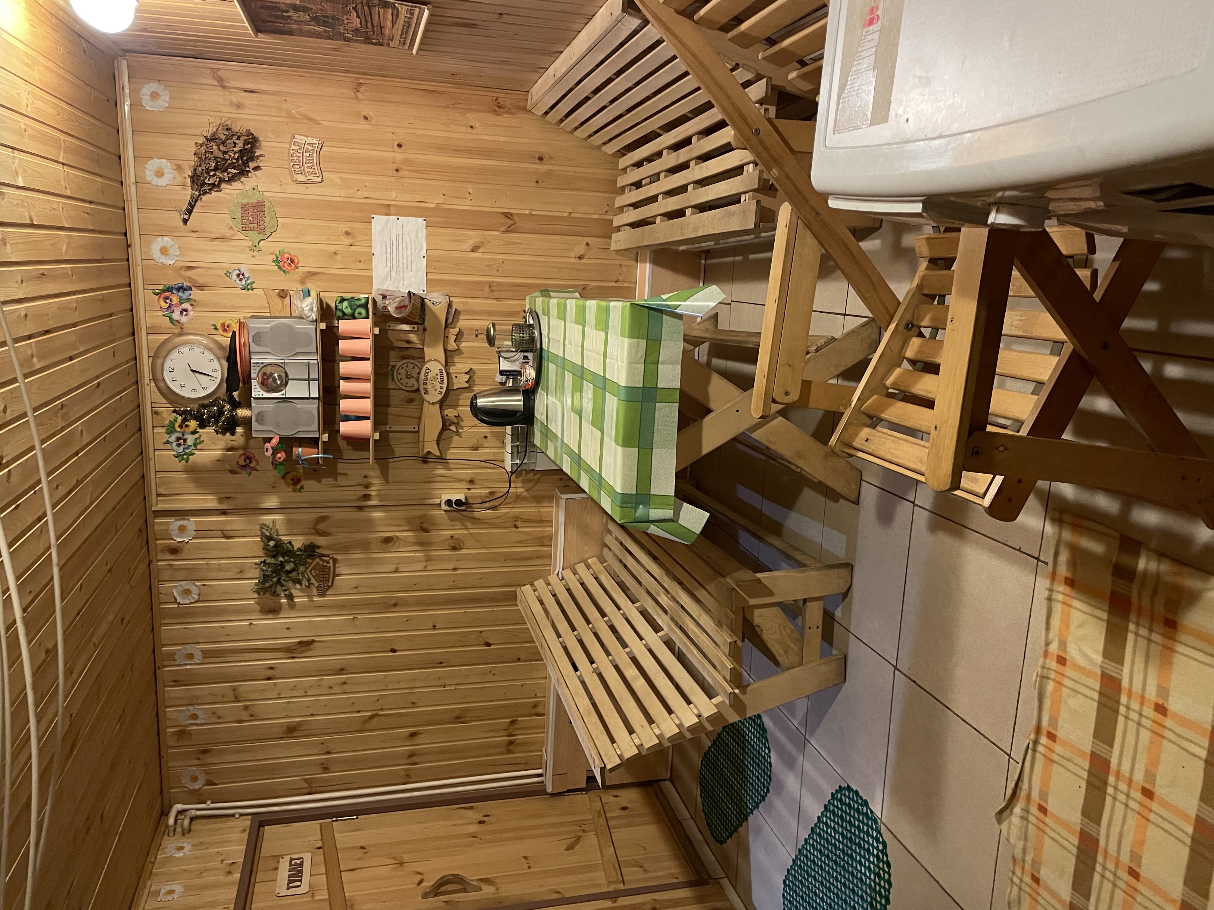 Фото Теремок в горах